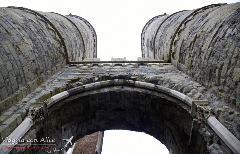 Torri gemelle della Porta Soprana