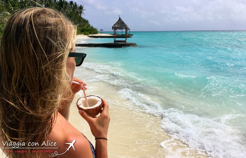 cocco fresco alle Maldive