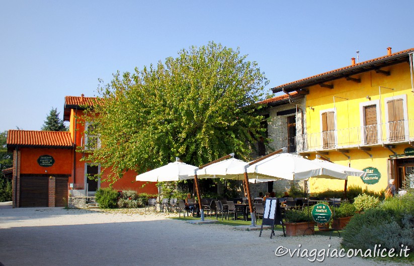 Residenza - Miniguida Lago Maggiore Viaggia con Alice