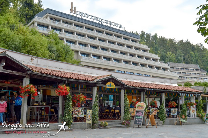 hotel jama postumia slovenia