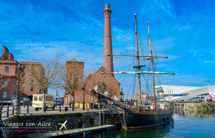 albert dock liverpool