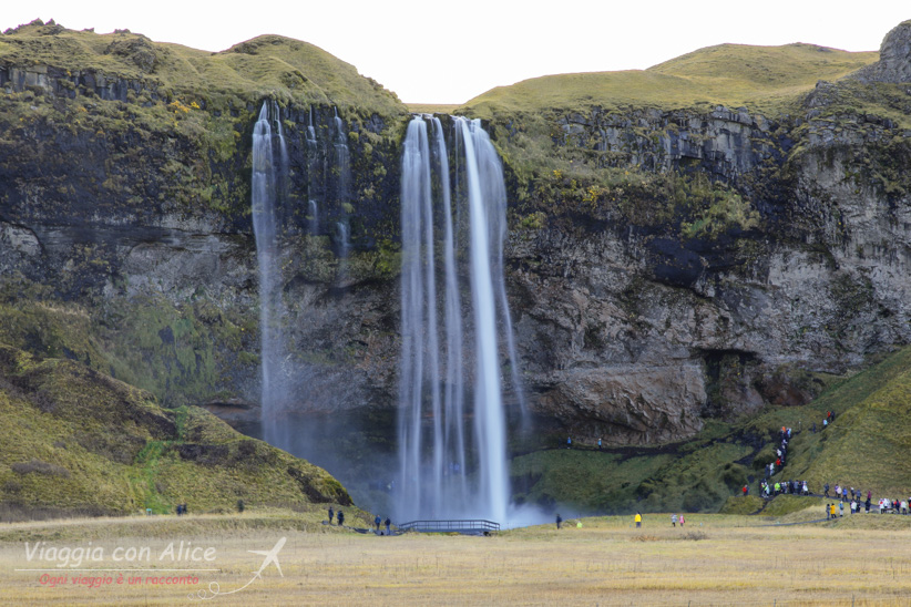cascata Seljalandsfoss Islanda