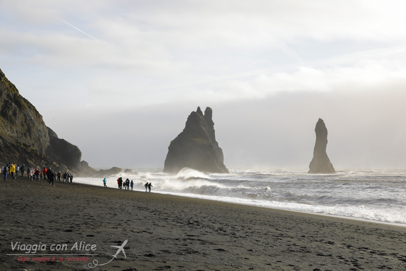 spiaggia nera di Reynisfjara islanda