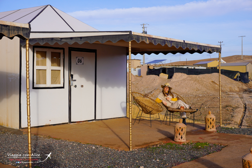 Dormire una notte nel deserto di Agafay in Marocco